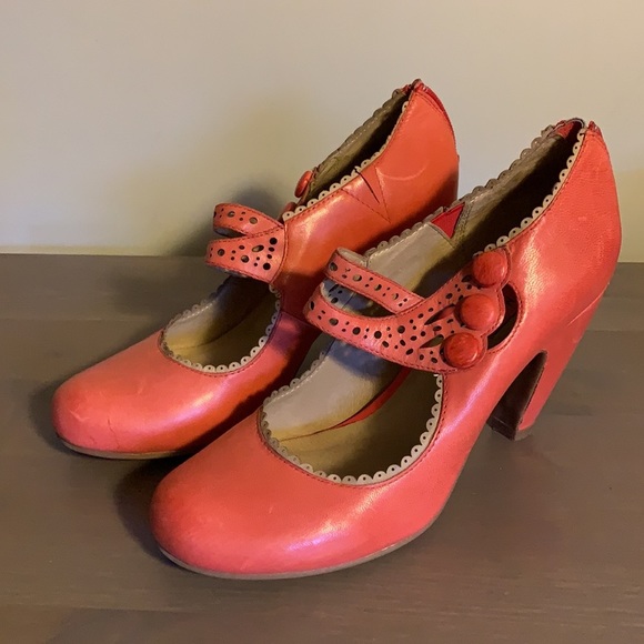 Miz Mooz Coral Leather Mary Janes - Women’s Size 7 - Picture 2 of 9